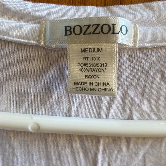 Bozzolo White V-Neck w/ Silver Studded Front Pocket - Picture 4 of 4
